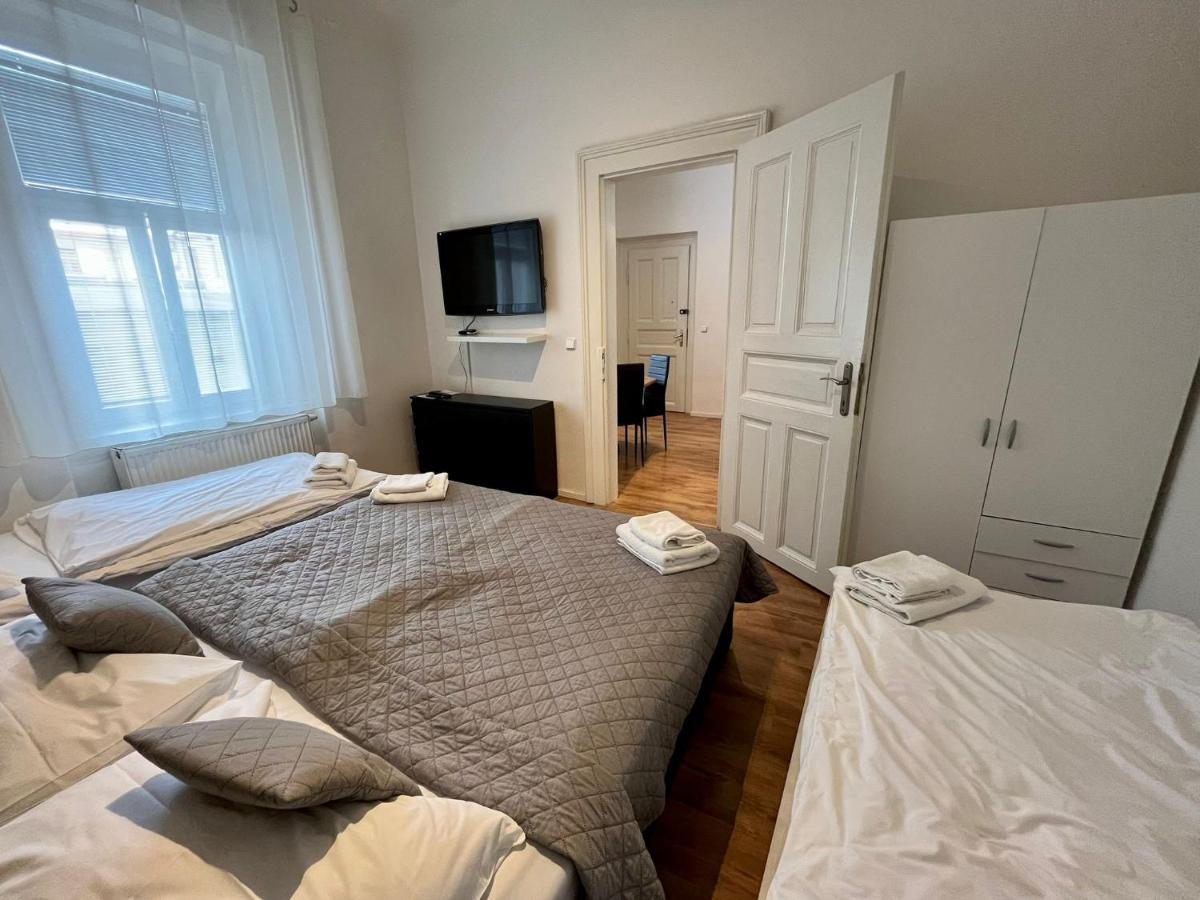 Casa Italia Aparthotel