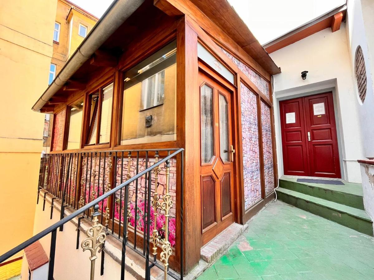 Casa Italia Aparthotel 3*